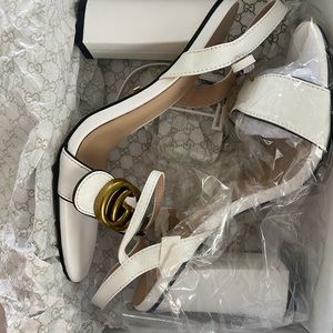 White Gucci leather heels sandals